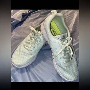 Reebok crossfit mint green BS7493 023501 women’s size 11 lace up sneakers